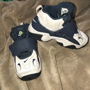 Nike sneaker size 12C